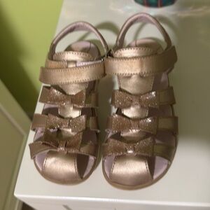 Girls sandals